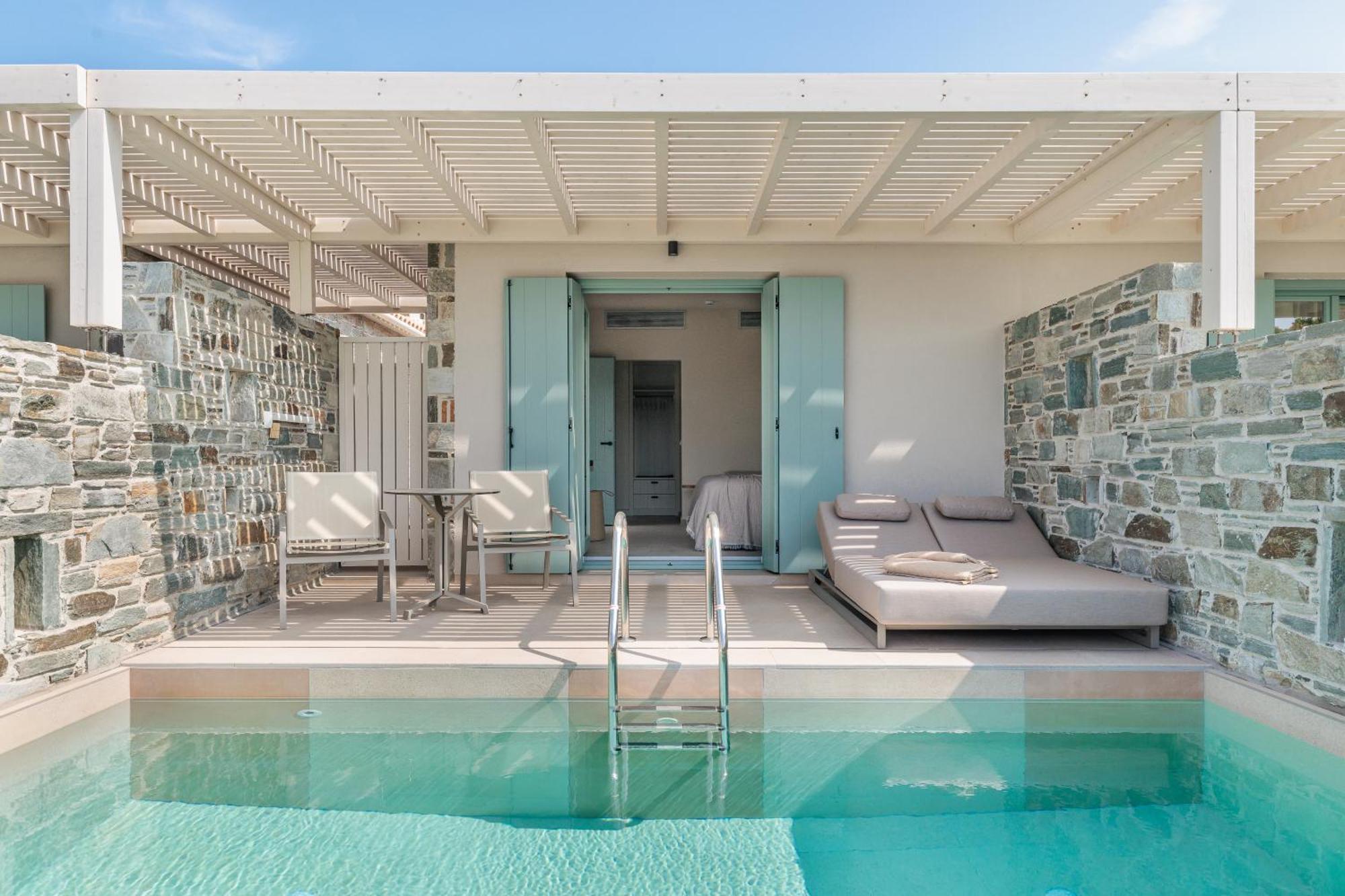 Suite with Private Pool